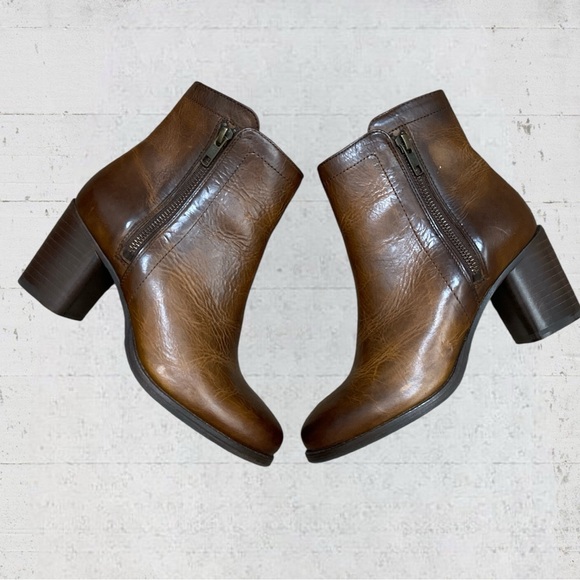 Frye Addie Double Zip Brown Ankle Leather Bootie Size 6 - Picture 2 of 11